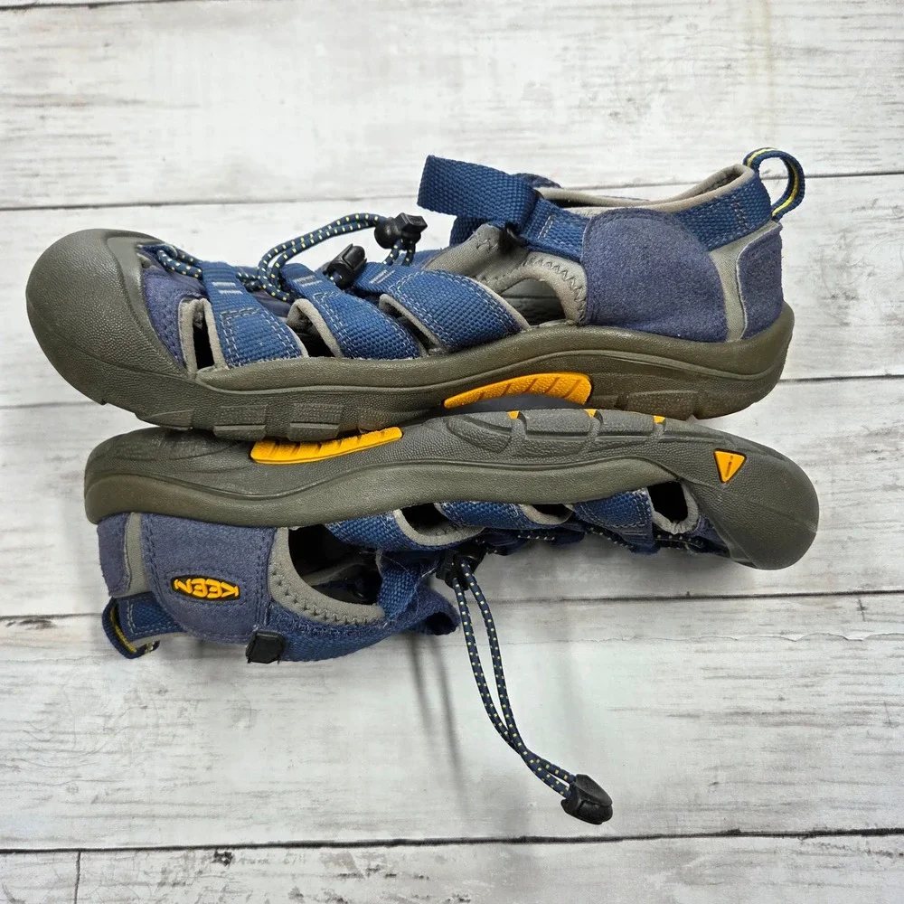 Keen Newport H2 Sport Sandals Hybrid Blue Grey Youth 6 Boys 1009962